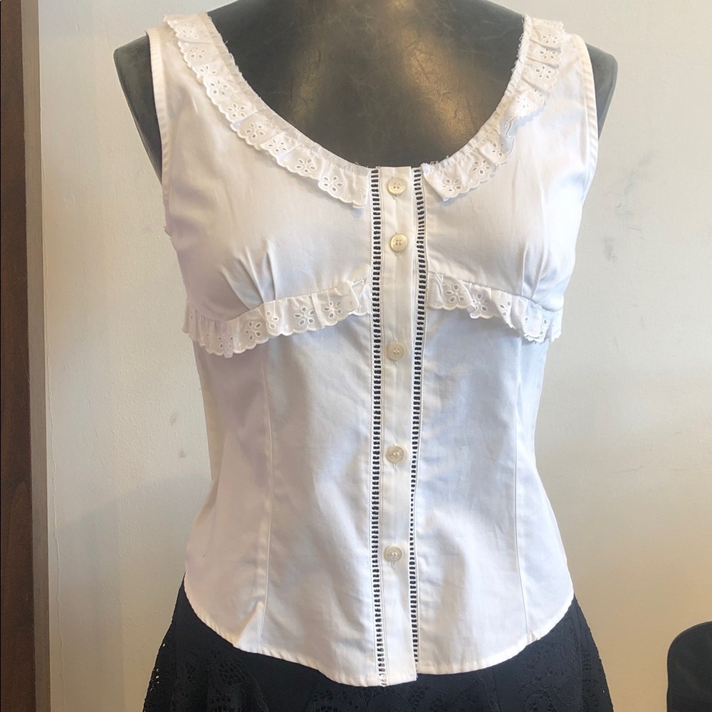 Burberry White Lace Trim Sleeveless Top
